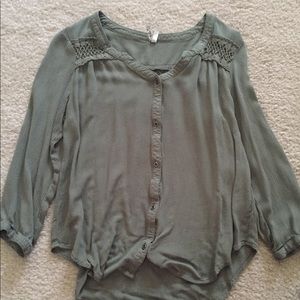 Green Shirt w/ Buttons Down Middle
